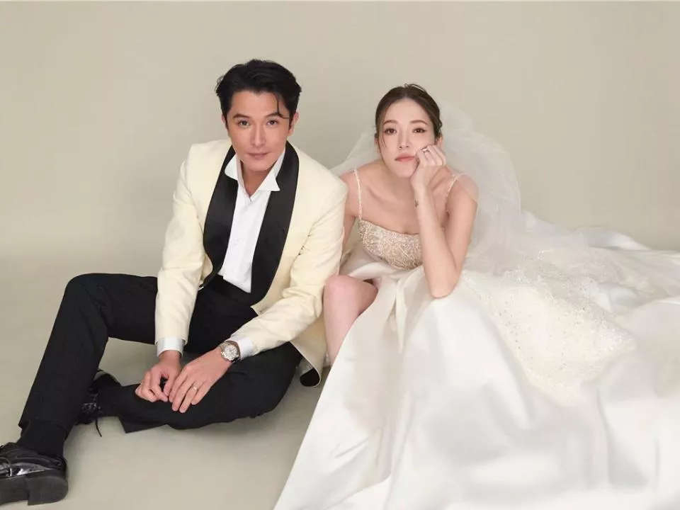 邱泽许玮甯婚礼现场：新娘性感美丽，曾之乔谢盈萱特别