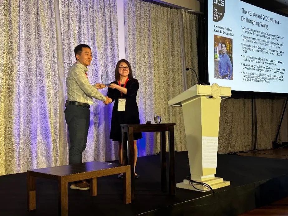 20251129100041-692ac44938546-1