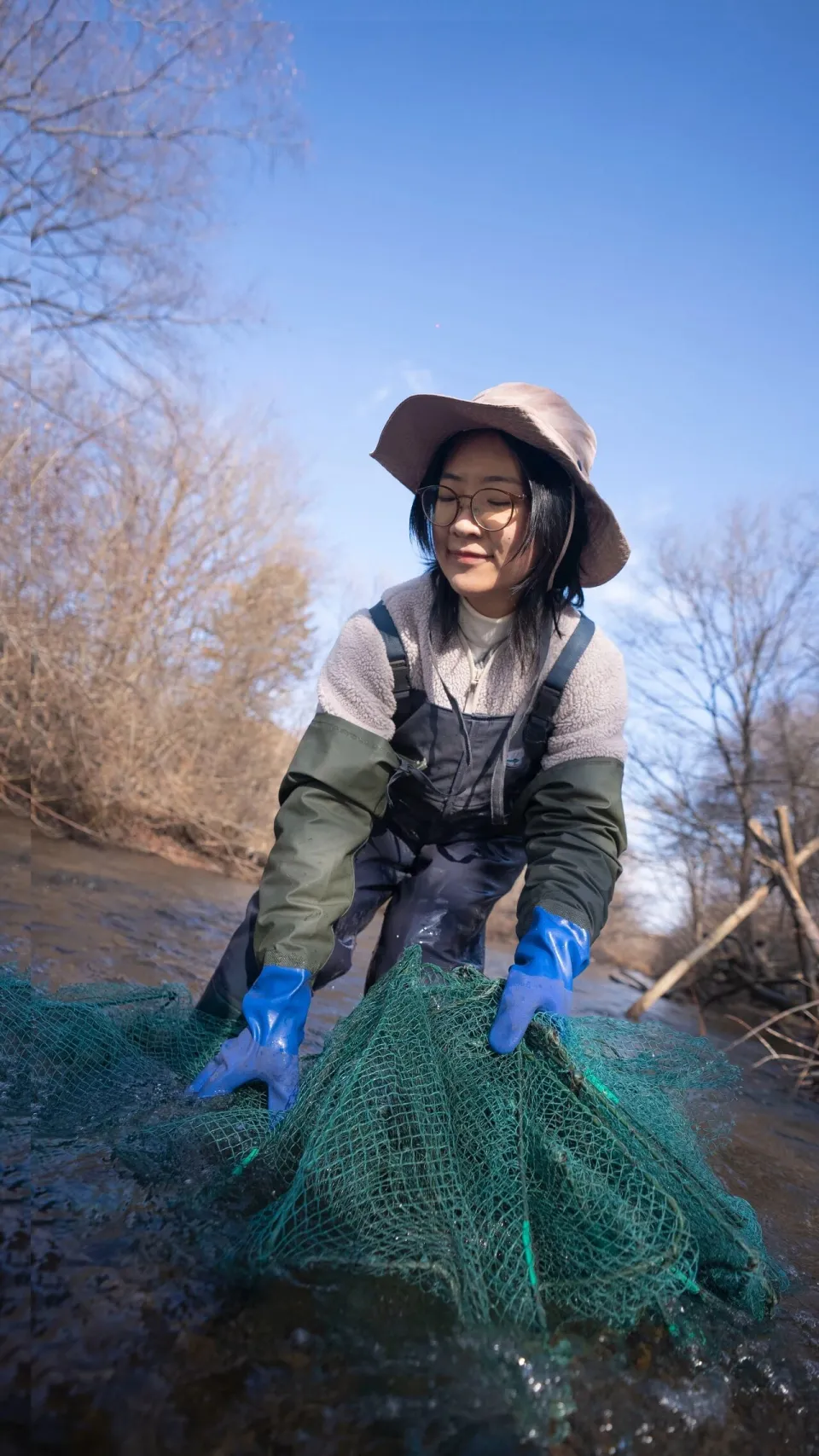 27歲海歸名校生  回到村裡賣葡萄