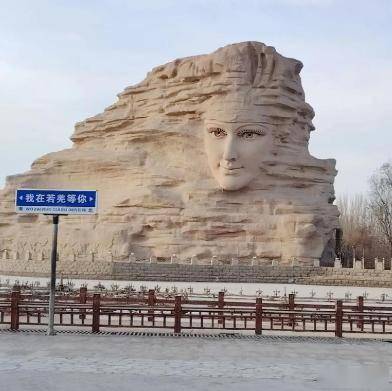 中国最大县城：装得下2个韩国，却只有一条街