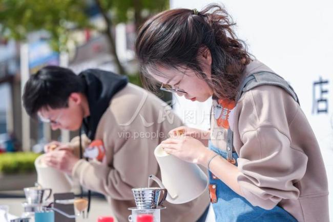 上海一杯手沖咖啡12899元引全網熱議  門店回應