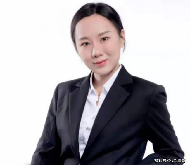 2014年,那位著名的「拜金女」,如今怎樣了 2014年,那位著名的「拜金女」,如今怎樣了