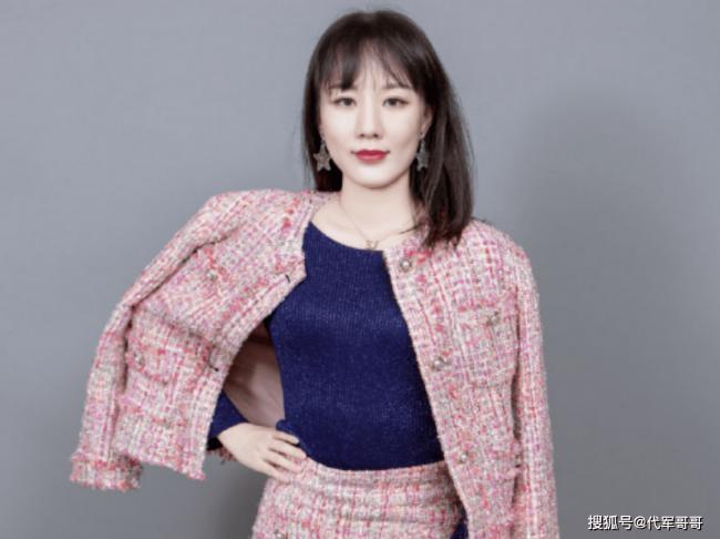 2014年,那位著名的「拜金女」,如今怎樣了 2014年,那位著名的「拜金女」,如今怎樣了