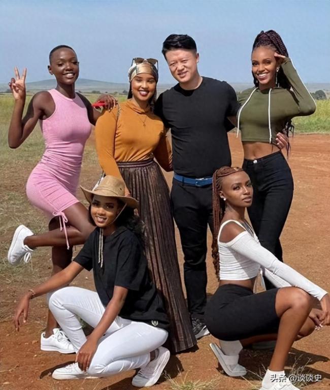 土皇帝王垚 丰臀辣妹当助理 却多次被官媒表扬 土皇帝王垚 丰臀辣妹当助理 却多次被官媒表扬