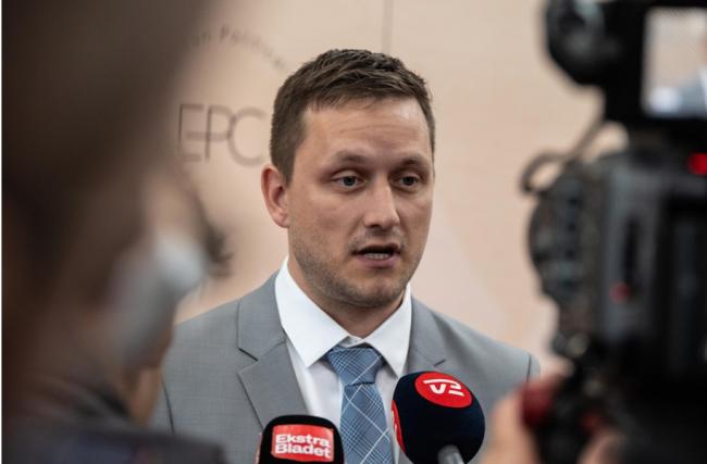 直接排除中国站队美欧!北京王牌被逼到悬崖边 直接排除中国站队美欧!北京王牌被逼到悬崖边