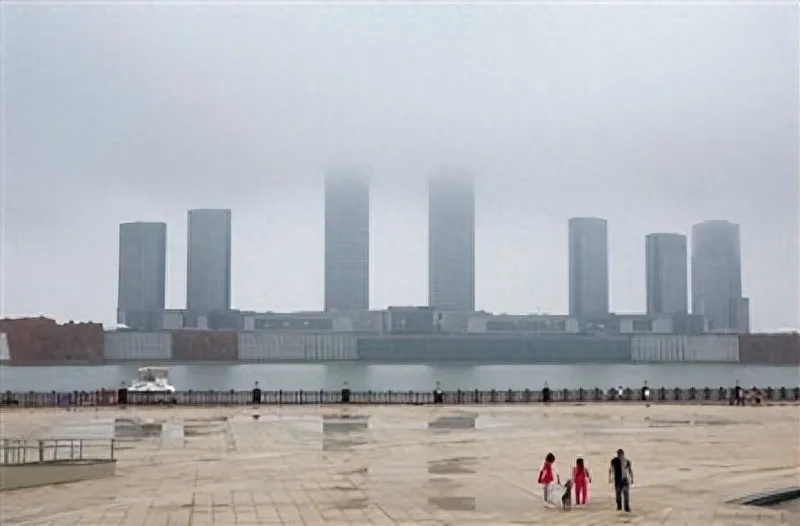 被全国嘲笑十年!昔日“鬼城”如今挤满人 被全国嘲笑十年!昔日“鬼城”如今挤满人