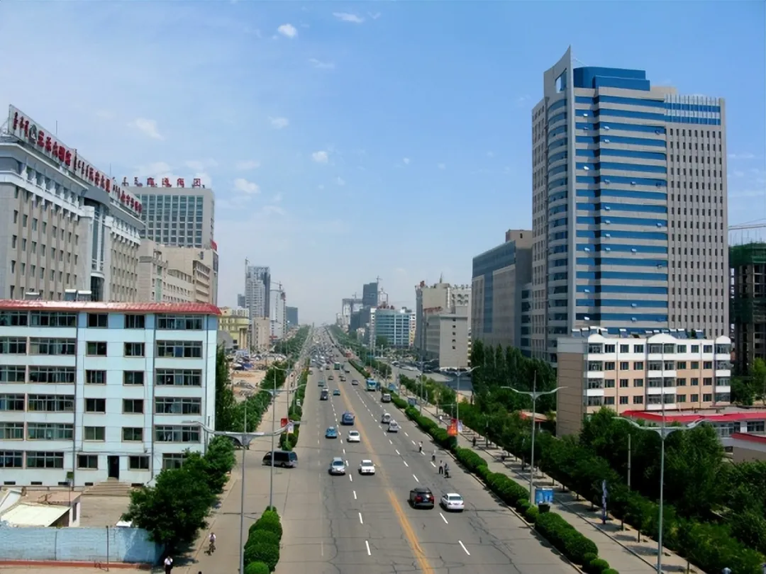 被全国嘲笑十年!昔日“鬼城”如今挤满人 被全国嘲笑十年!昔日“鬼城”如今挤满人