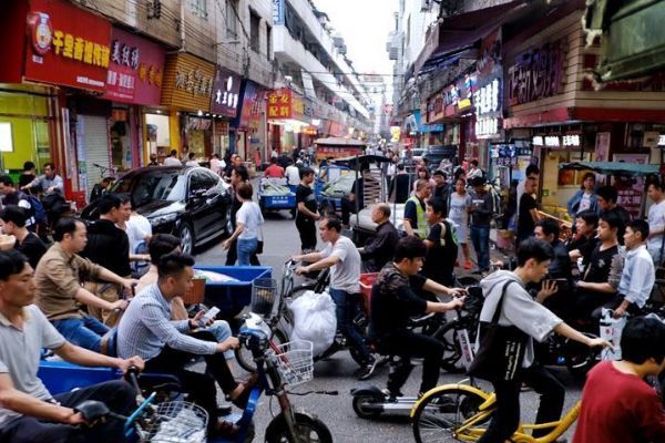 深圳房东为留人“卷”起来了 花式“讨好”租客 深圳房东为留人“卷”起来了 花式“讨好”租客