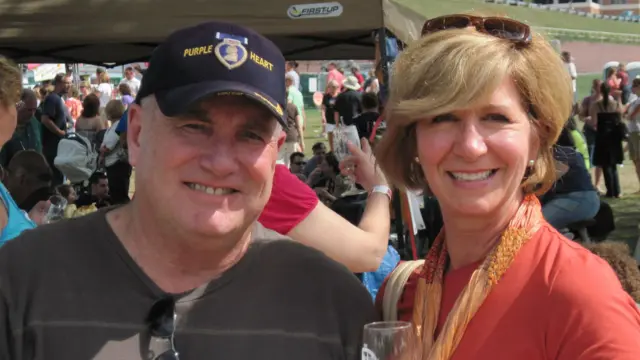 ​阔别四十年，高中恋人重逢并寻回女儿