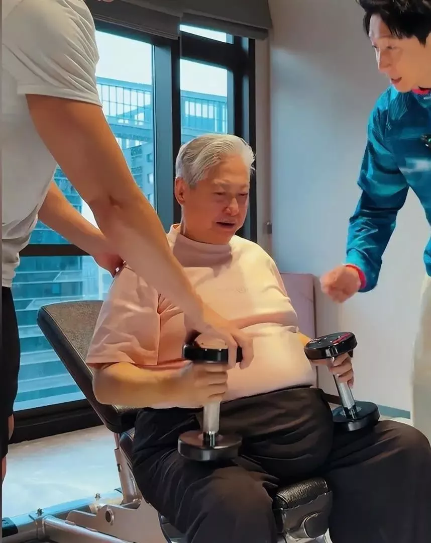 洪金宝“注射神秘液体”风波升级!长子曝内幕