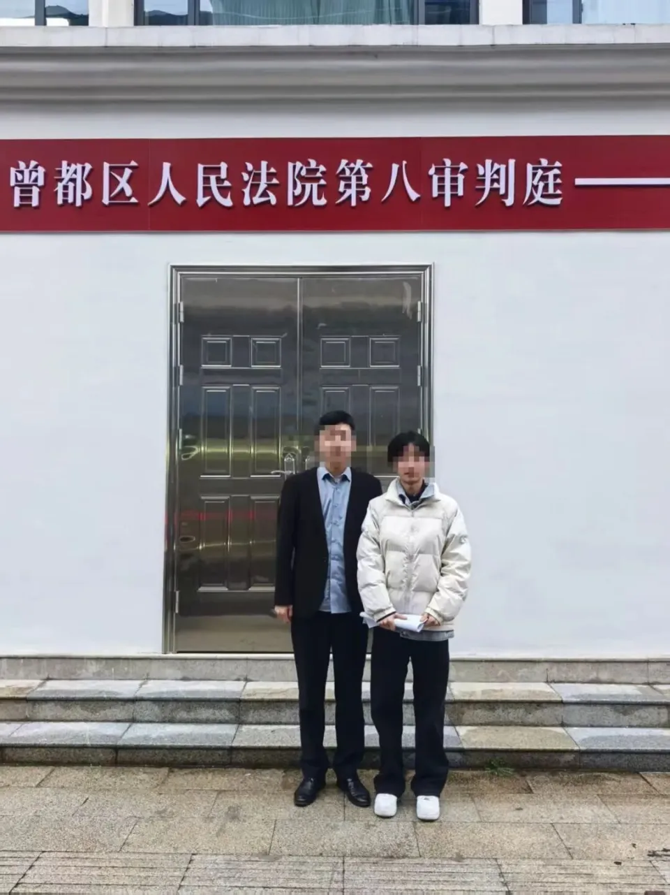 “高官之女”交往6男子 结婚时爸妈都是假的 “高官之女”交往6男子 结婚时爸妈都是假的