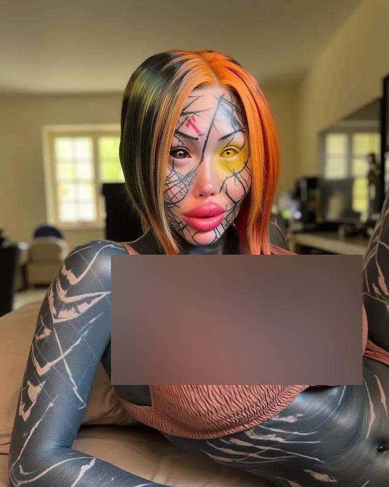 把胸隆炸的网红猝逝!网疑自杀 死前已成外星人 把胸隆炸的网红猝逝!网疑自杀 死前已成外星人