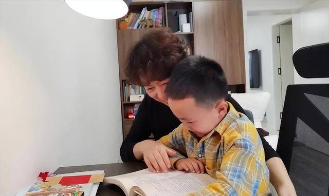 8年前,6岁夺央视诗词冠军的山东神童,如今怎样 8年前,6岁夺央视诗词冠军的山东神童,如今怎样