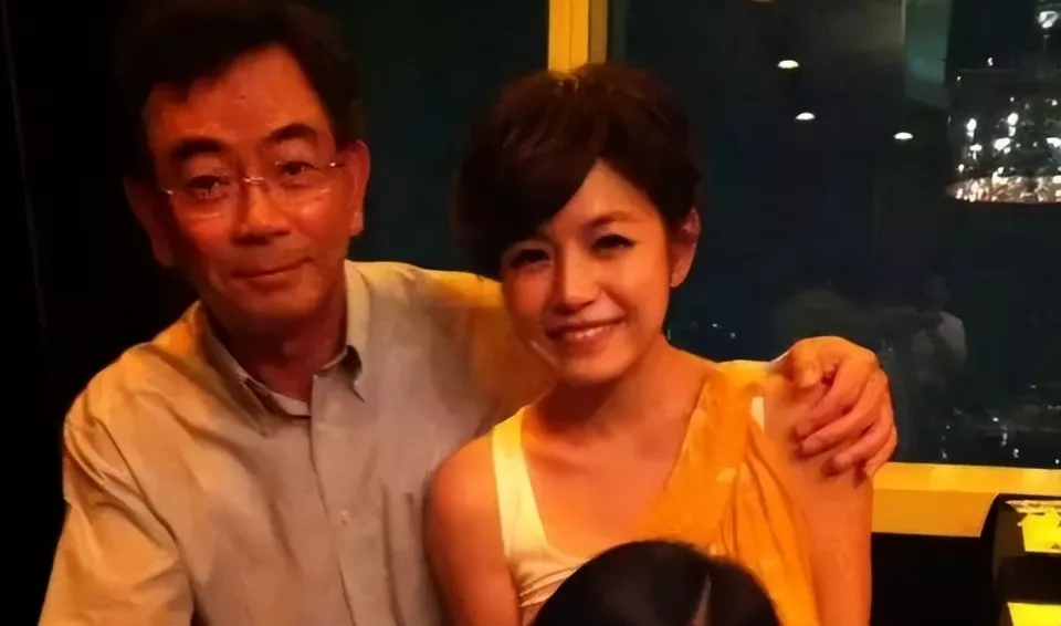 陈晓口碑全盘崩塌!求婚前没见陈妍希父母