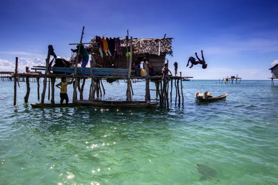 全球唯一無國籍的民族,一輩子生活在海里 全球唯一無國籍的民族,一輩子生活在海里