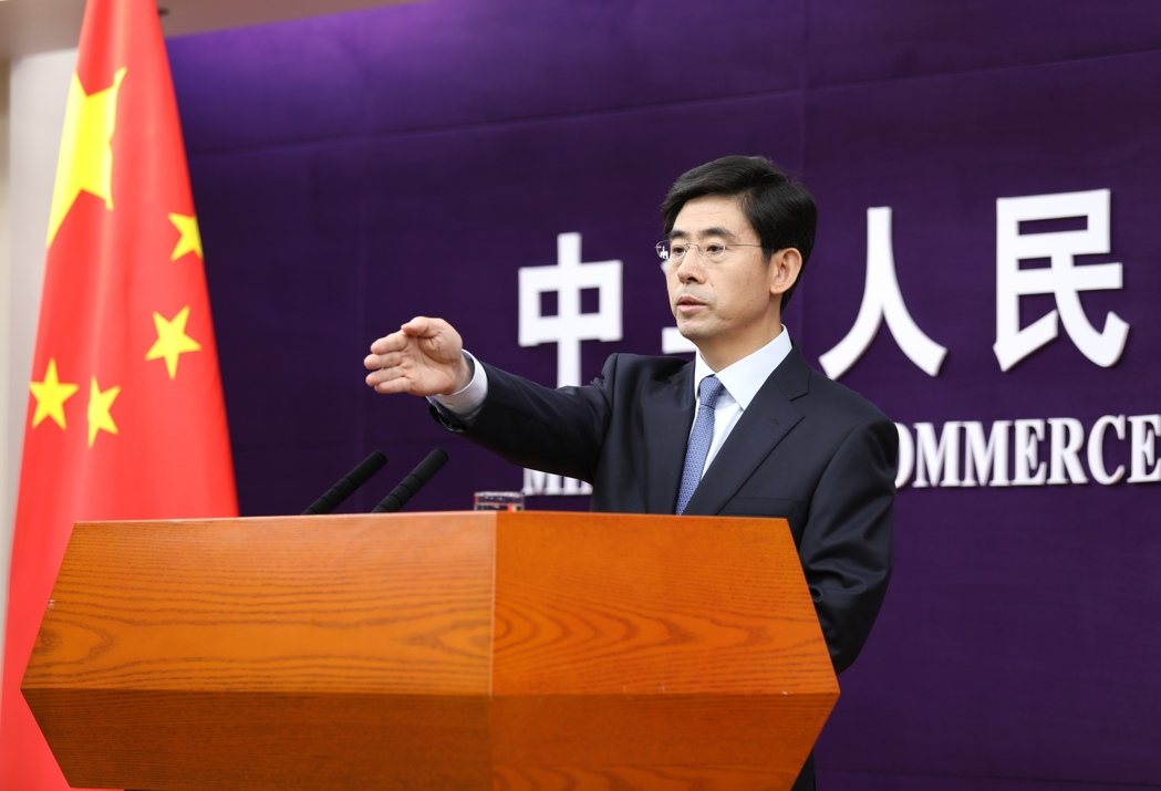 大陆商务部发言人何亚东。(中新社资料照) 大陆商务部发言人何亚东。(中新社资料照)