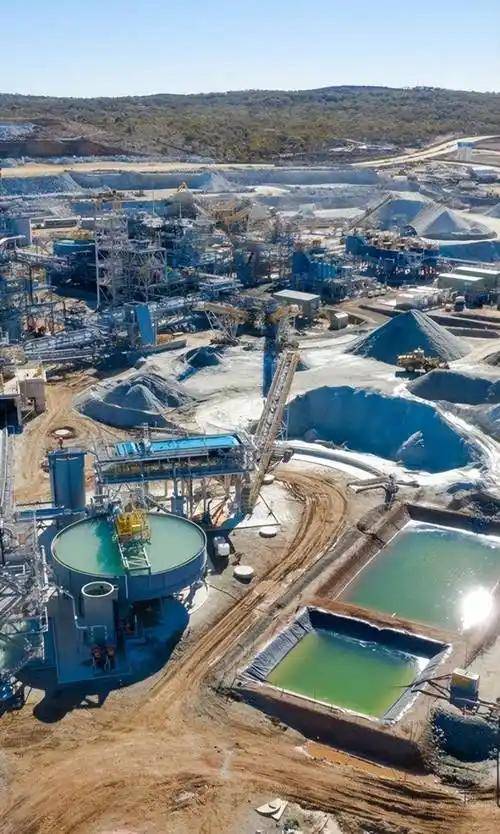 交上投名状！又一个中国伙伴倒向川普