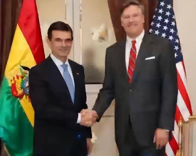 交上投名状！又一个中国伙伴倒向川普