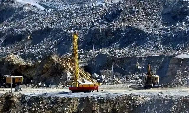 交上投名状！又一个中国伙伴倒向川普