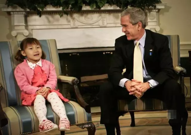 当年这张沈阳照轰动世界 朝鲜女孩一家如今怎样