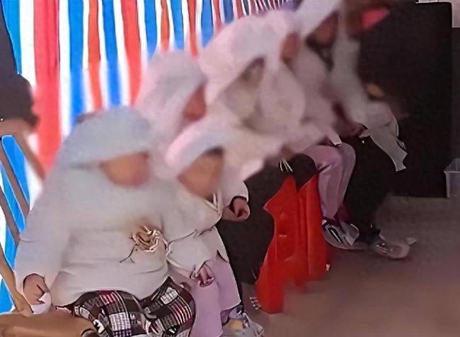 夫妻生8个孩子后双双离世 哥嫂接手拒领养