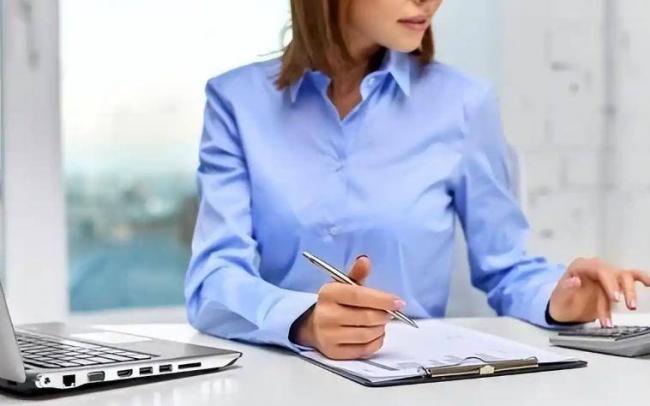 再穷也别从事这4类工作 看似工资高实则没前途