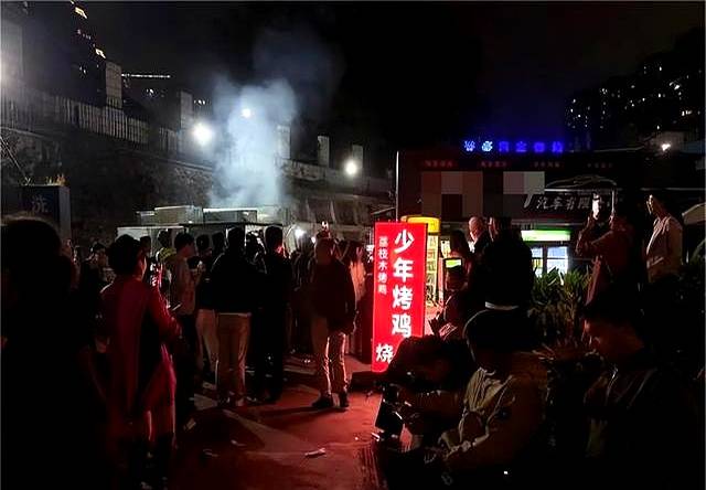 短短几天，16岁烤鸡少年塌房....