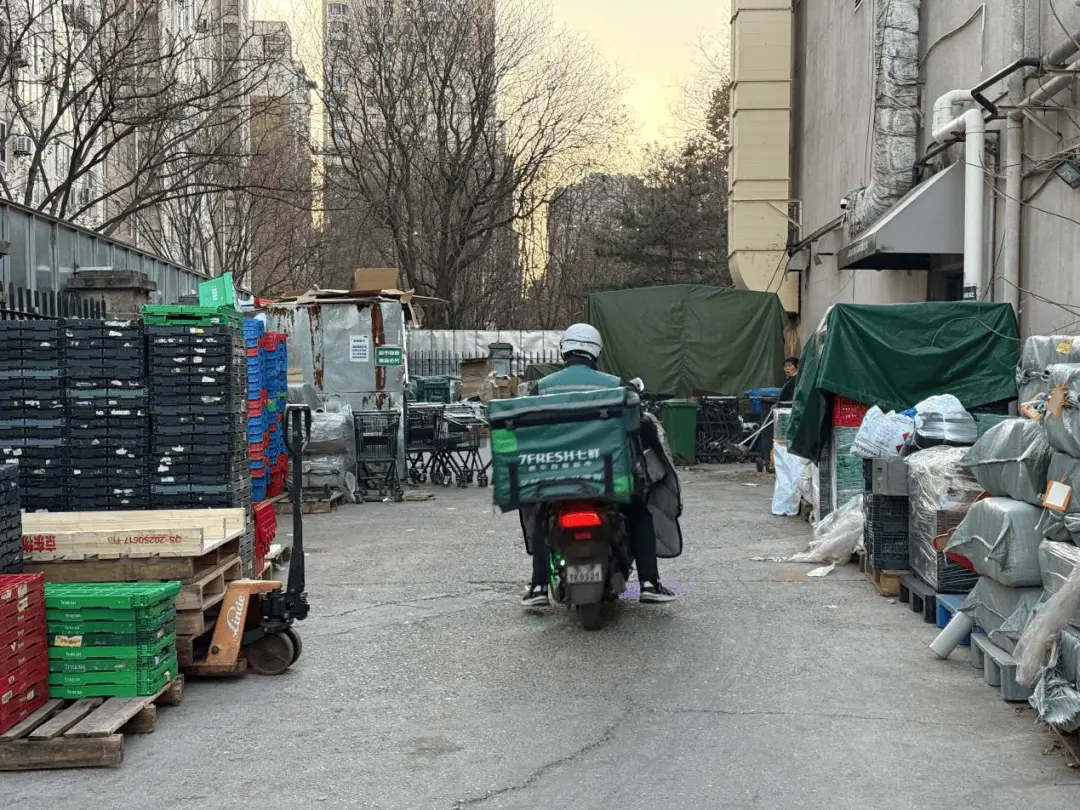 分拣员的“拼命”9分钟，一单挣3毛