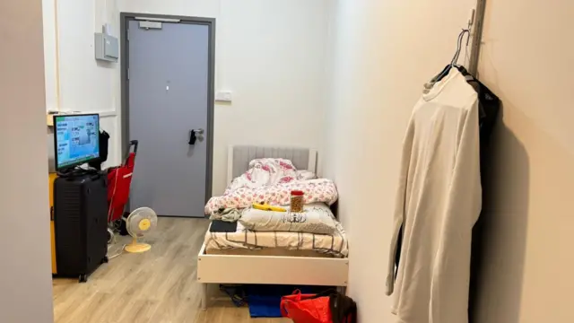 香港宏福苑大火一个月，灾民现状如何