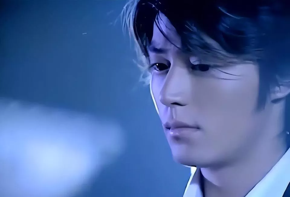 霍建华43岁转型记:从古装男神到中年戏骨,皱纹里藏着演员的春天