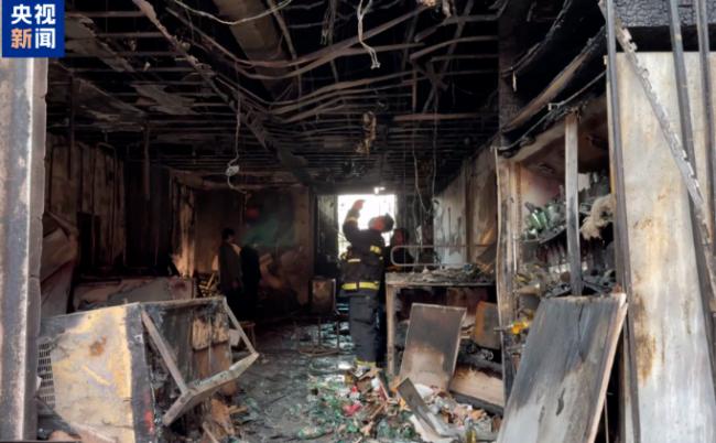 辽宁饭店大火致22死 40名公职人员被问责