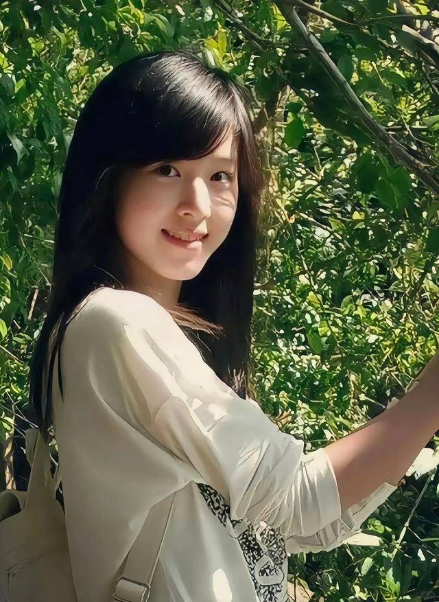 章泽天晒“迪拜照”不到12小时，恶心的一幕发生