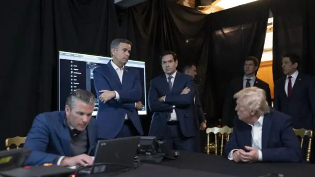 马杜罗多张被捕照流出！川普点名3大将接管委国