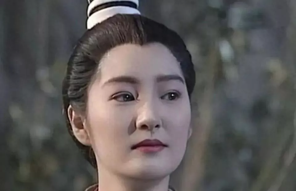 她爱上有妇之夫,偷生两娃,如今孤独终老,孩子在国外定居