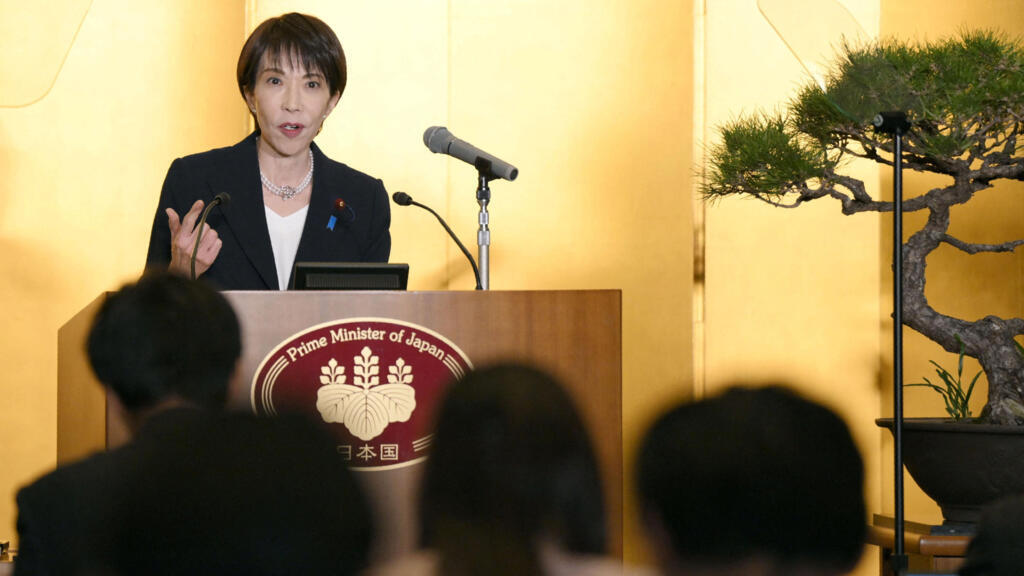 La Première ministre japonaise Sanae Takaichi s'exprime lors d'une conférence de presse à Ise, dans la préfecture de Mie, au centre du Japon, le 5 janvier 2026. (Image d'illustration)