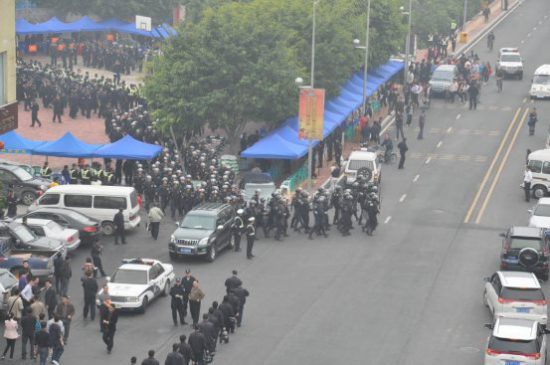 76948ee2f27b4edb898fcfbc24fc20bc-1