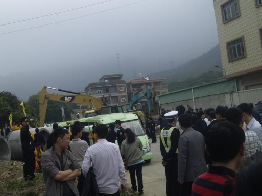 8bd48552b047484aa52d6164ce0d8571-1