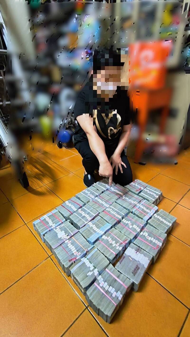 简姓女车手（见图）到黄医师家收赃款，遭警方当场逮补。（图由读者提供）