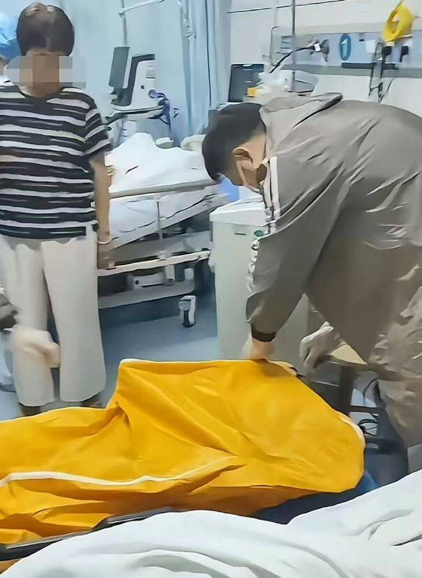 湖南一名4歲男童進行全身麻醉拔乳牙手術後，不幸去世。（擷取自微博）