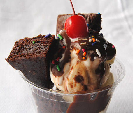 美国冰淇淋供应商Rich\'s Ice Cream正召回11万292箱产品。（撷自X@RichsIceCreamCA）