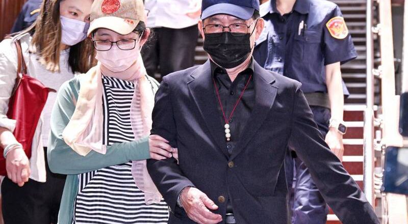 彭振声今日作证取消延期至9/2开庭 退租北市租屋处