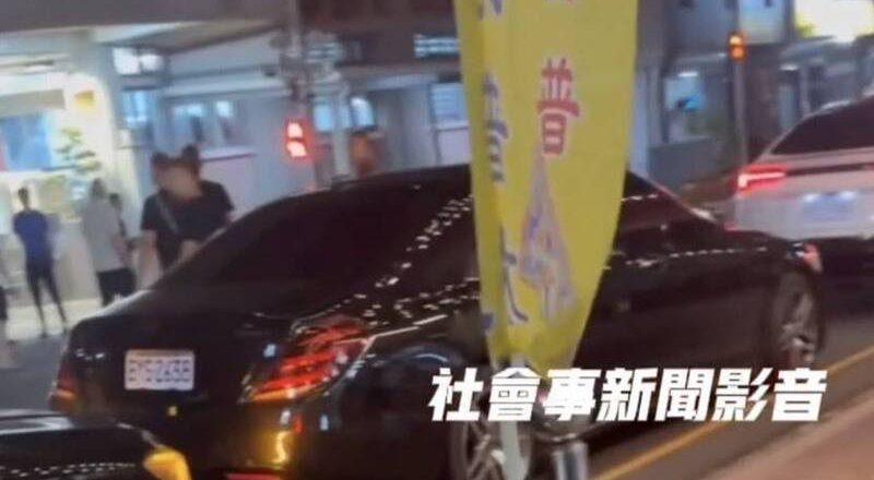 敏感！网传黑衣人、豪车聚集派出所 中警火速控场喝令离开