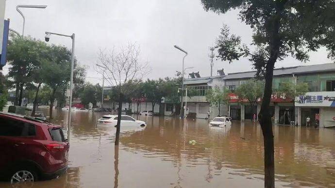 河北暴雨後山崩 4死8失蹤