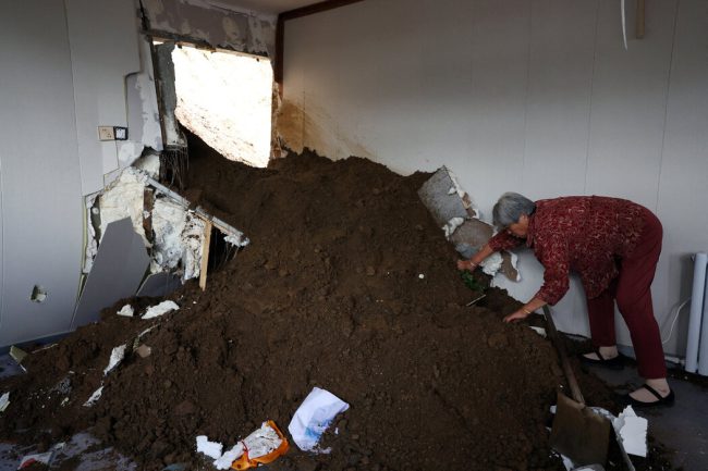 13int-china-flood-qbhw-master1050 13int-china-flood-qbhw-master1050