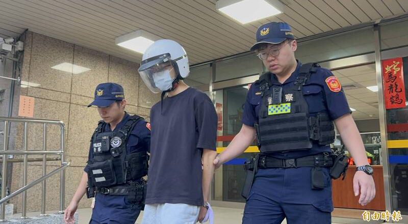夜店女公关遭刺30多刀亡！前男友刘柏葳换车逃宜兰被逮 送检方侦办