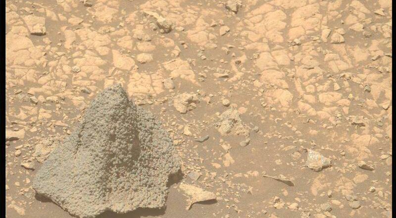 火星出现中世纪头盔？ 「毅力号」拍到怪石头…形成原因曝光