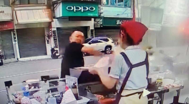 砸店失控不适逮捕？新竹市南门派出所被「1星灌爆」关闭