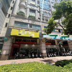 高雄24小时漫画店男客入住包厢6天  今早叫不醒被发现猝死多时
