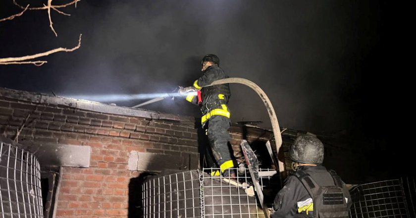 俄罗斯无人机夜袭乌克兰中部 部分地区电力中断