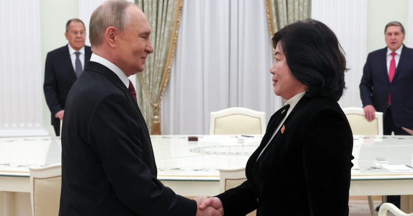 烏克蘭戰爭持續 克宮：普亭接見北韓外長崔善姬